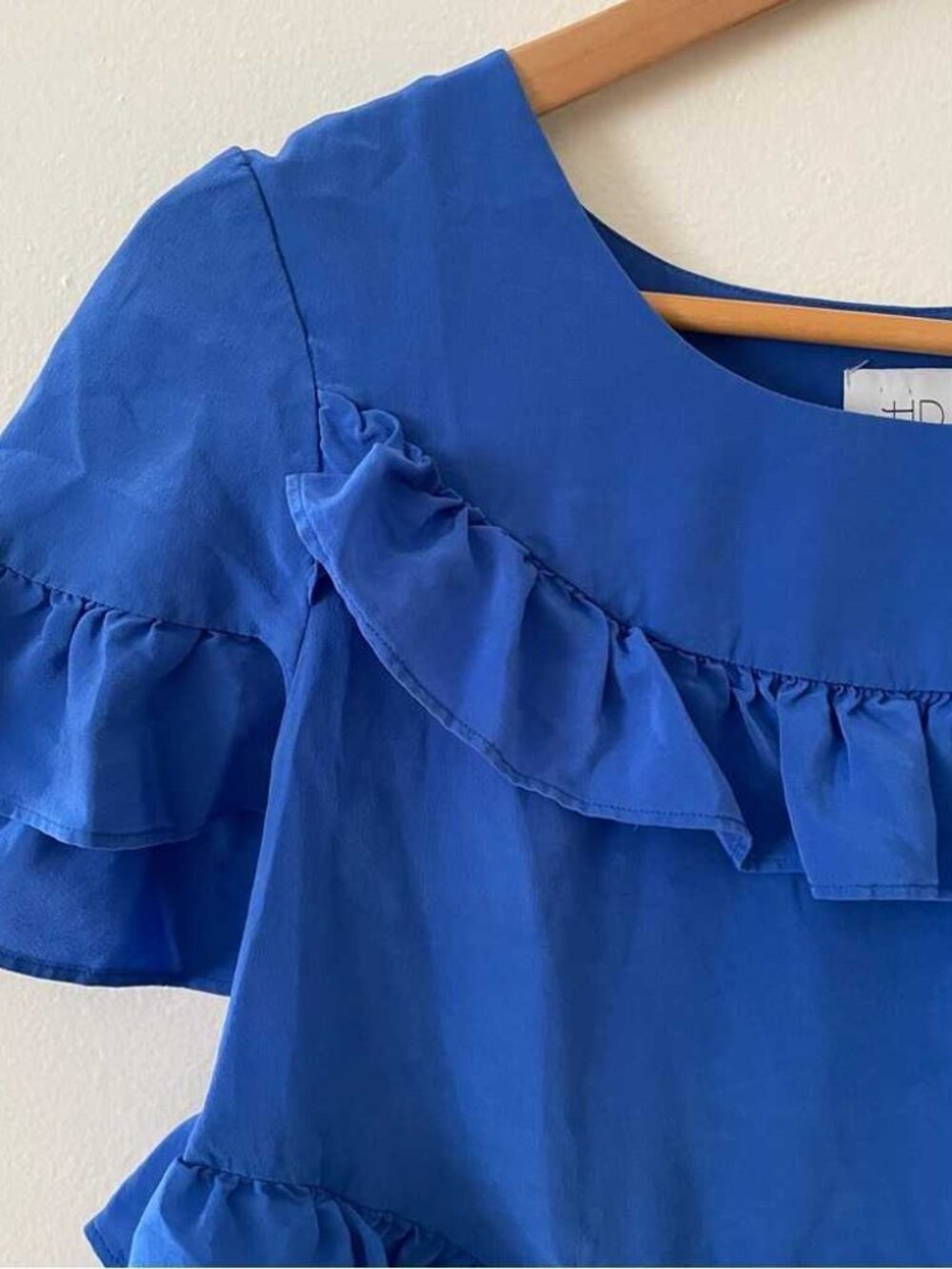 Blue Ruffled Short Sleeve Blouse - Picture 4 of 4